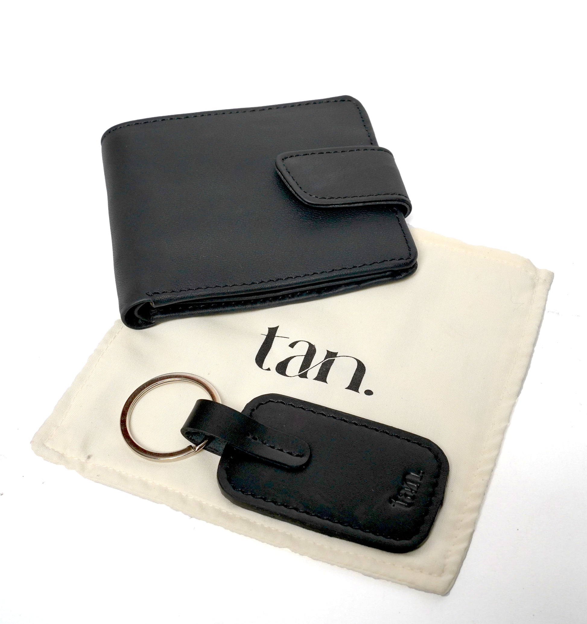 black wallet and keychain leather gift set - tanstore.pk